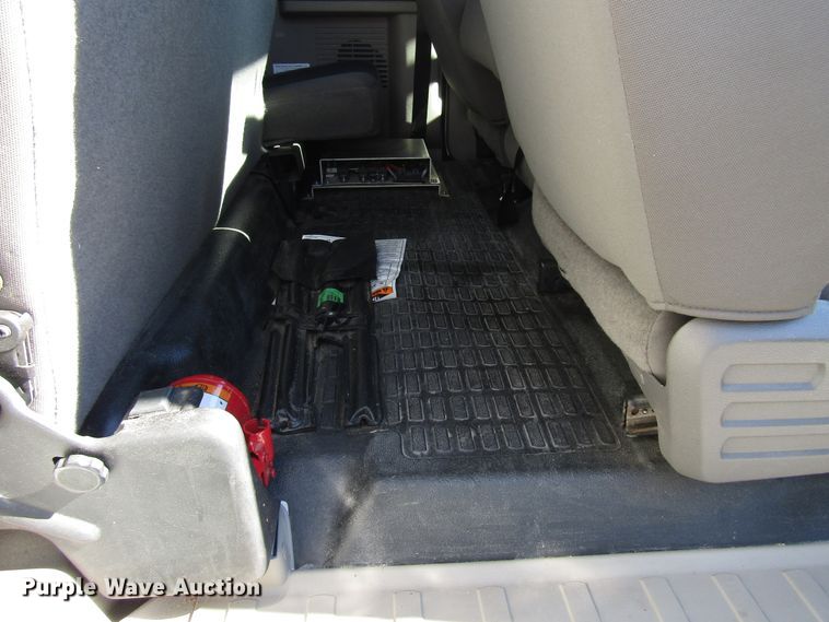 image for item GH9001 2009 Ford F550 Super Duty XLT bucket truck