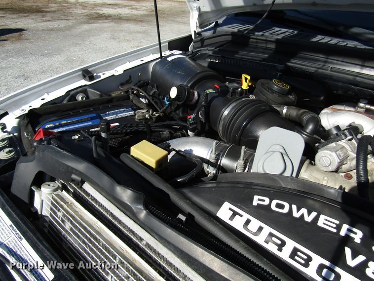 image for item GH9001 2009 Ford F550 Super Duty XLT bucket truck