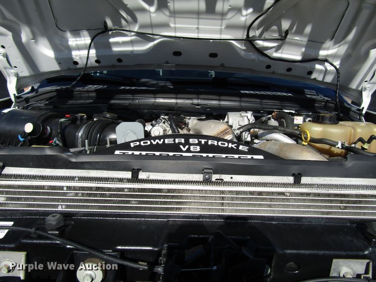 image for item GH9001 2009 Ford F550 Super Duty XLT bucket truck