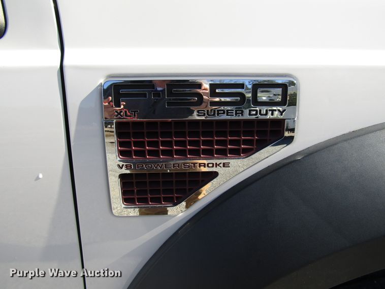 image for item GH9001 2009 Ford F550 Super Duty XLT bucket truck