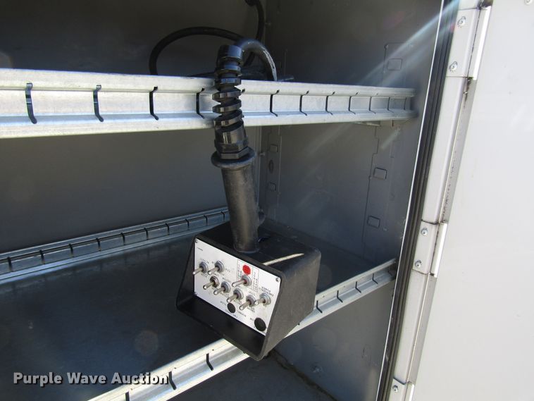 image for item GH9001 2009 Ford F550 Super Duty XLT bucket truck