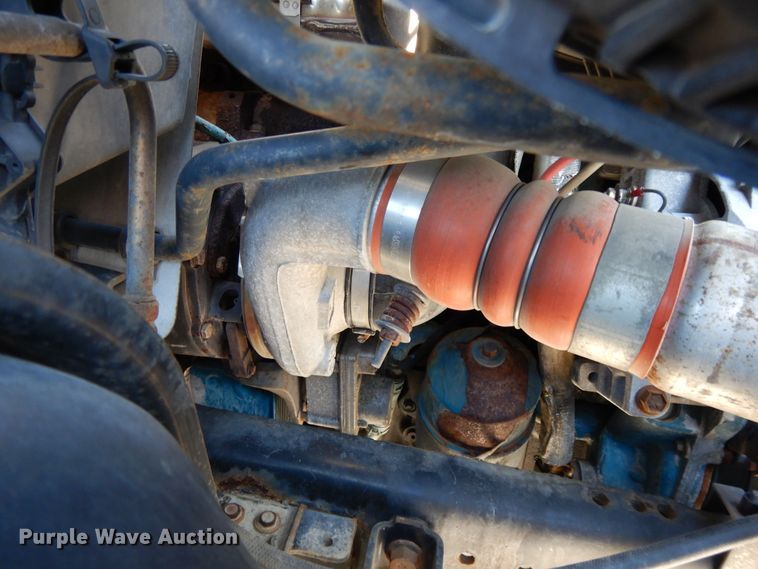 image for item GH9002 2005 International 4300 bucket truck