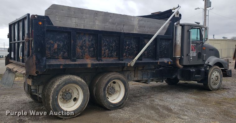 image for item GO9967 1994 International 9400 dump truck