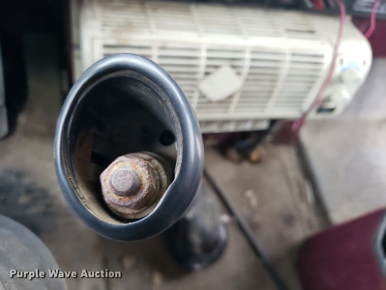 image for item GO9967 1994 International 9400 dump truck