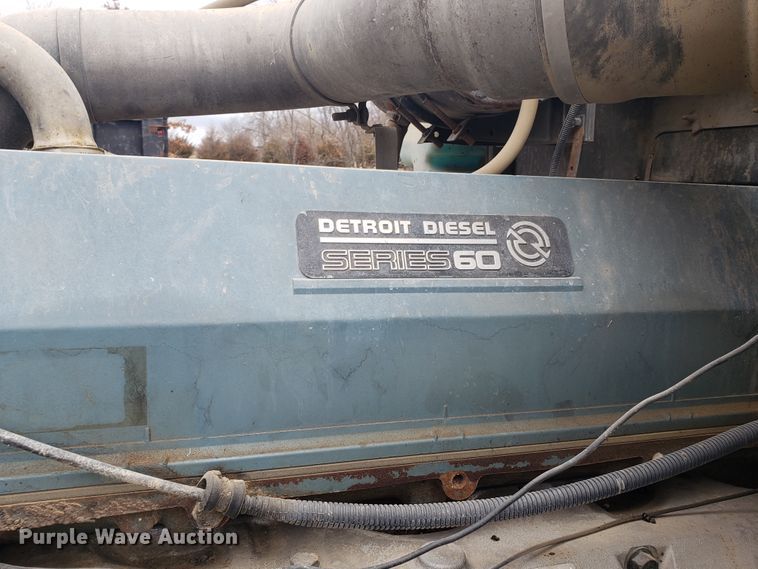 image for item GO9967 1994 International 9400 dump truck