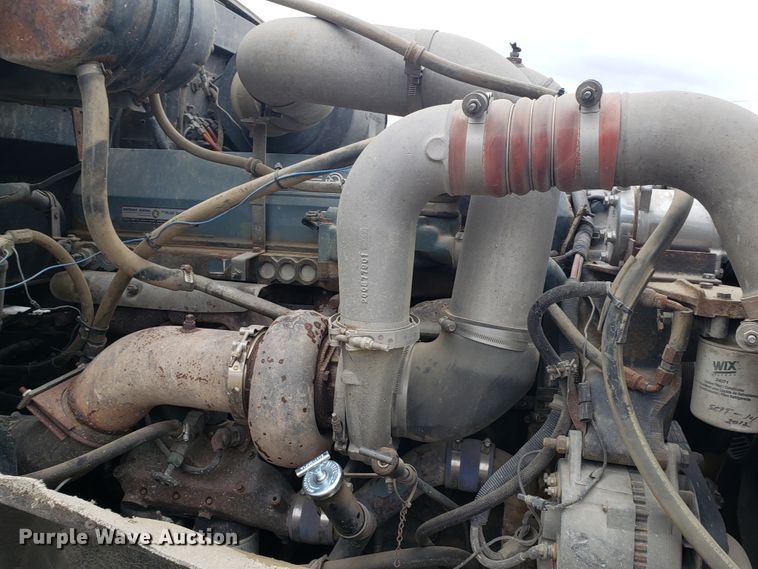 image for item GO9967 1994 International 9400 dump truck