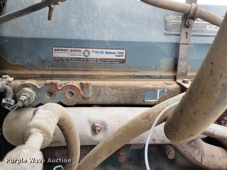 image for item GO9967 1994 International 9400 dump truck