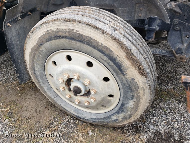 image for item GO9967 1994 International 9400 dump truck