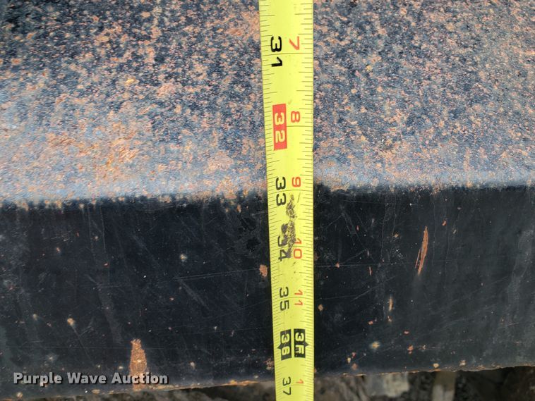 image for item GO9967 1994 International 9400 dump truck