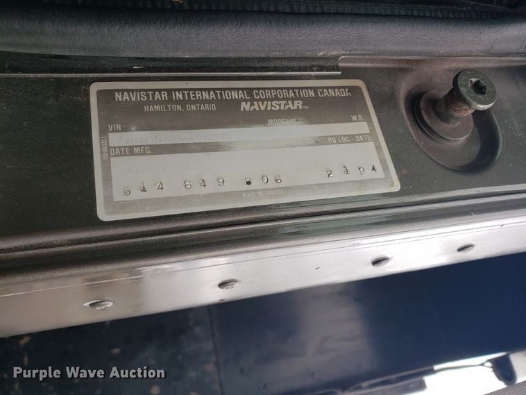 image for item GO9967 1994 International 9400 dump truck