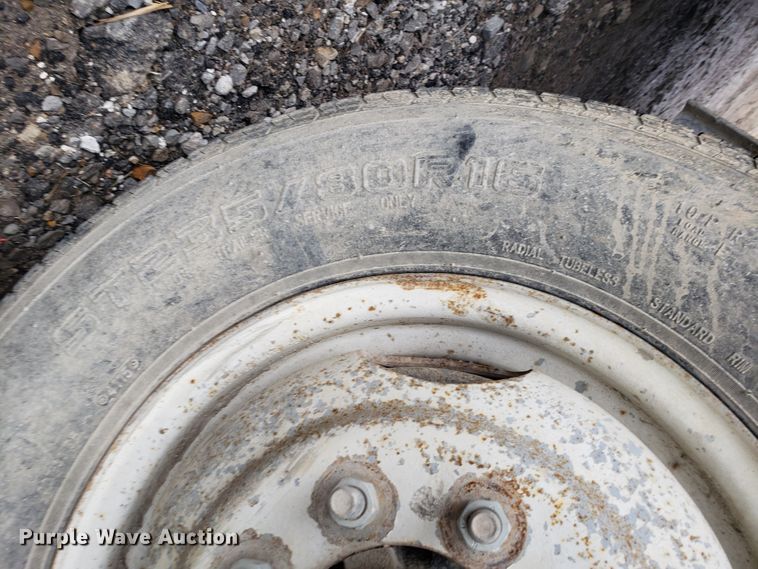 image for item GO9968 1985 Volvo White 87 dump truck