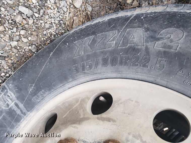 image for item GO9969 1993 International 9200 dump truck