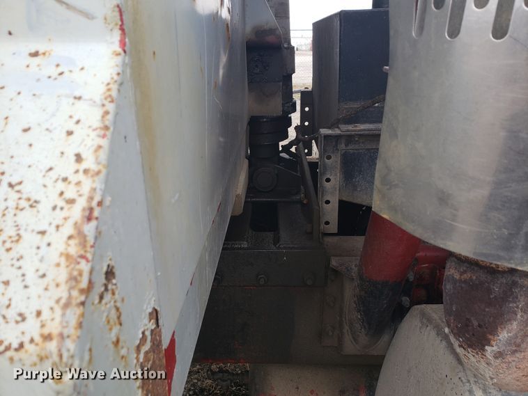 image for item GO9969 1993 International 9200 dump truck