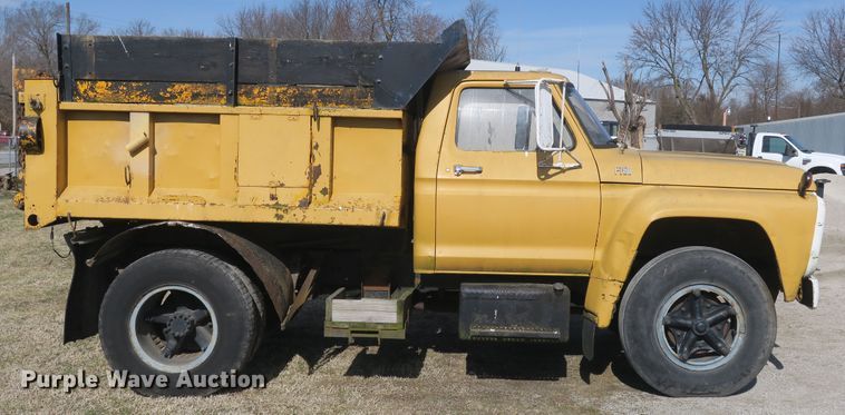 image for item DB10016 1976 Ford F750 dump truck