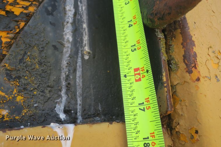 image for item DB10016 1976 Ford F750 dump truck