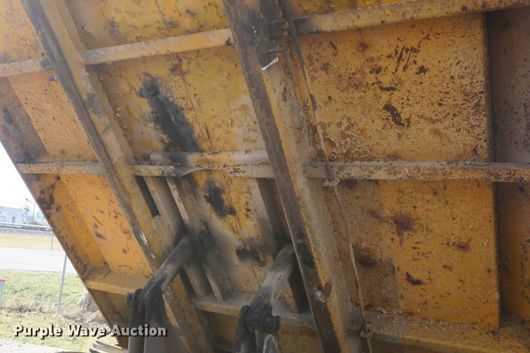 image for item DB10016 1976 Ford F750 dump truck