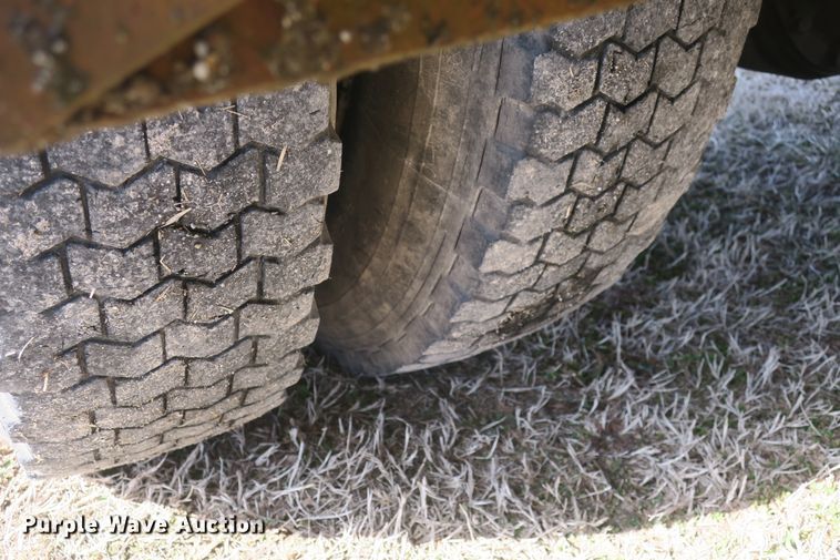 image for item DB10016 1976 Ford F750 dump truck