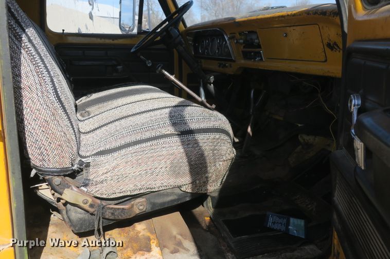 image for item DB10016 1976 Ford F750 dump truck