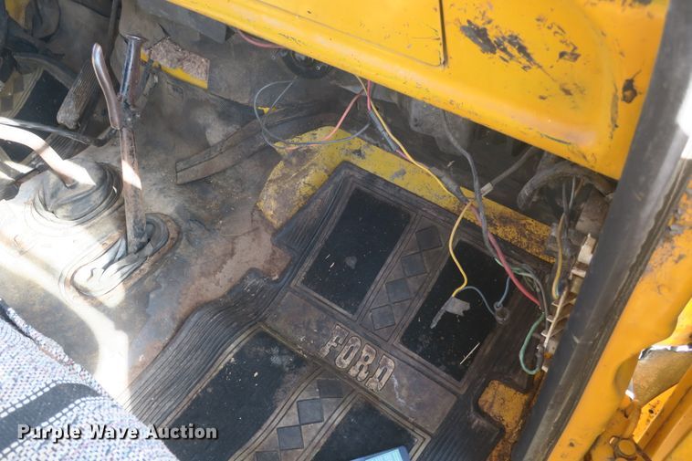 image for item DB10016 1976 Ford F750 dump truck