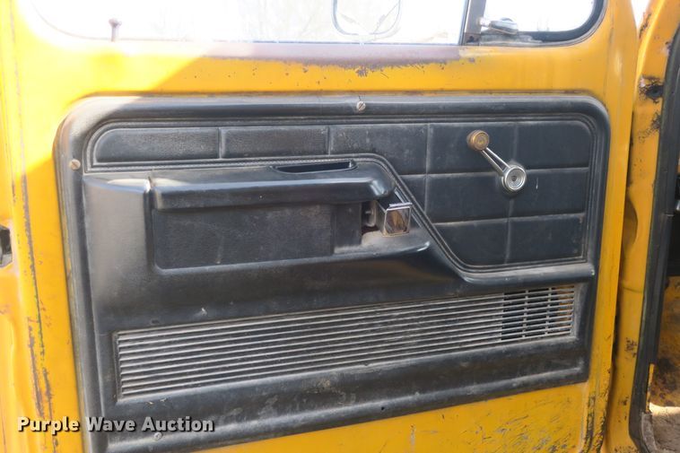 image for item DB10016 1976 Ford F750 dump truck