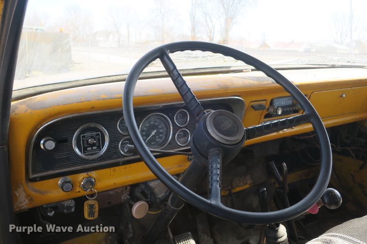 image for item DB10016 1976 Ford F750 dump truck