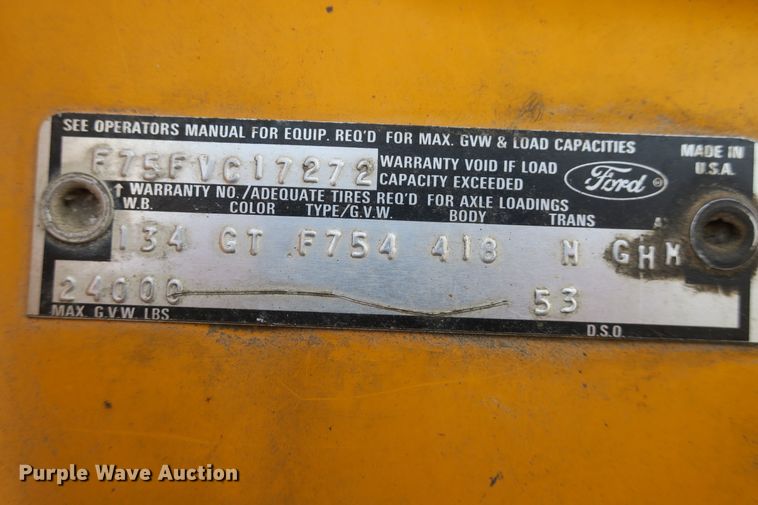 image for item DB10016 1976 Ford F750 dump truck