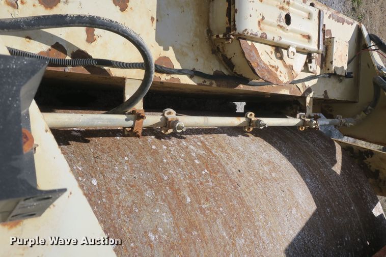 image for item DB10017 Tampo RS-144A double drum vibratory roller