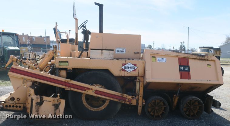 image for item DB10018 1982 Blaw Knox PF-115 paver