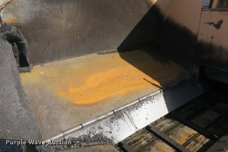 image for item DB10018 1982 Blaw Knox PF-115 paver