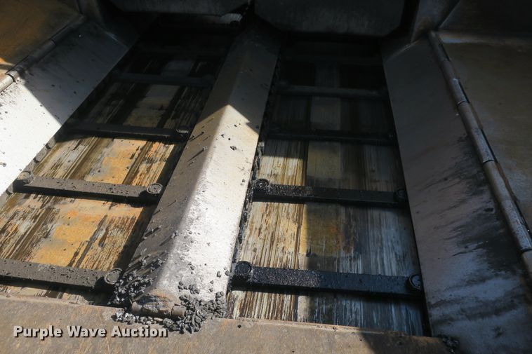 image for item DB10018 1982 Blaw Knox PF-115 paver