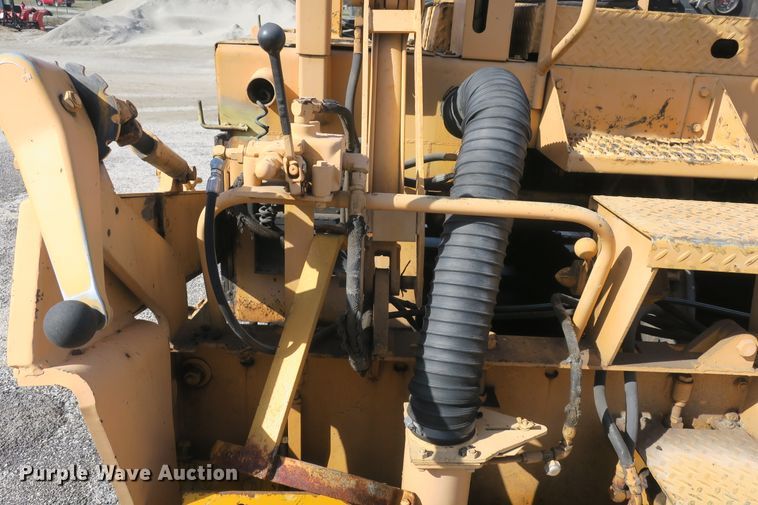 image for item DB10018 1982 Blaw Knox PF-115 paver