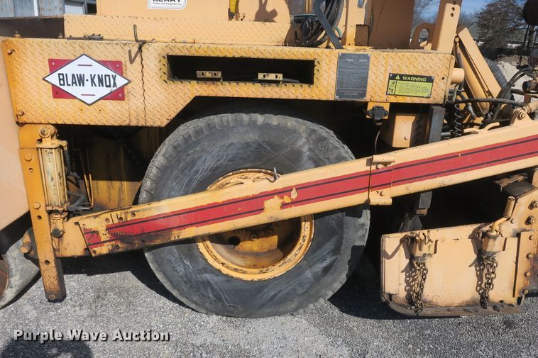 image for item DB10018 1982 Blaw Knox PF-115 paver