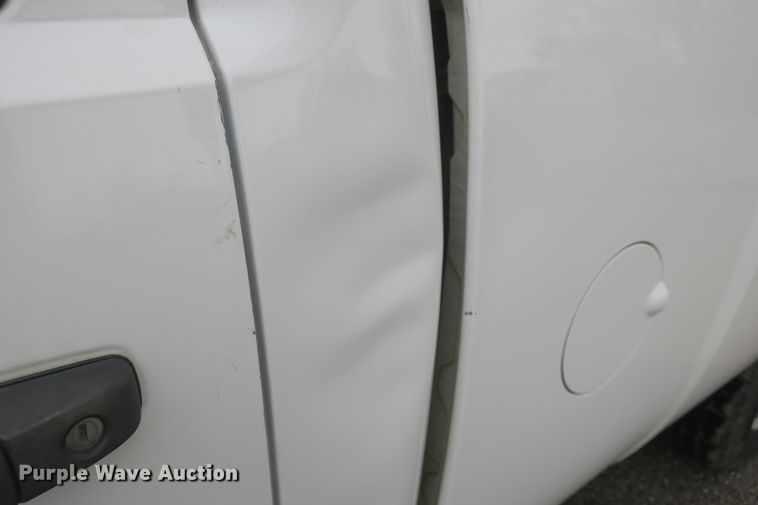 image for item DB10024 2013 Chevrolet Silverado 1500 pickup truck