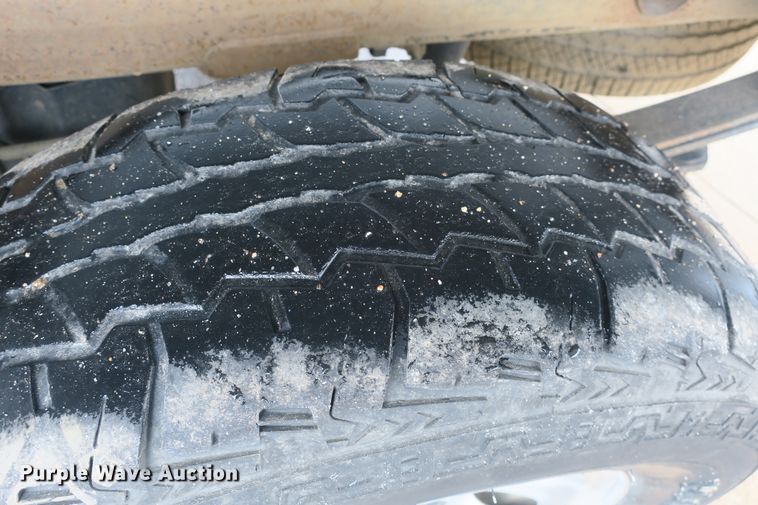 image for item DB10024 2013 Chevrolet Silverado 1500 pickup truck