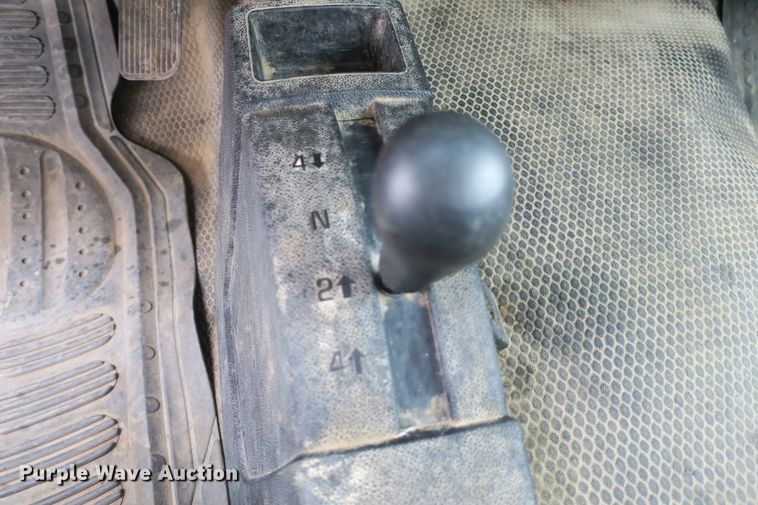 image for item DB10024 2013 Chevrolet Silverado 1500 pickup truck