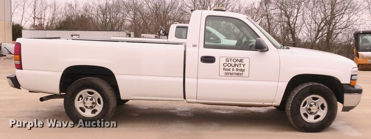 image for item DB10031 2001 Chevrolet Silverado 1500 pickup truck