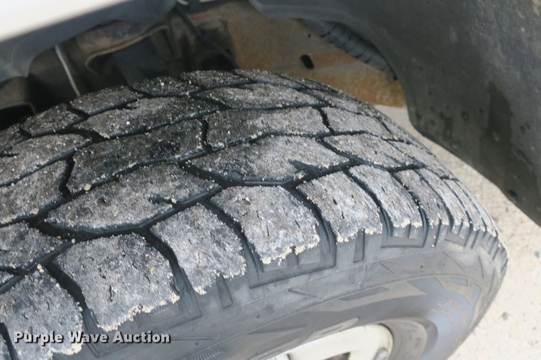 image for item DB10031 2001 Chevrolet Silverado 1500 pickup truck