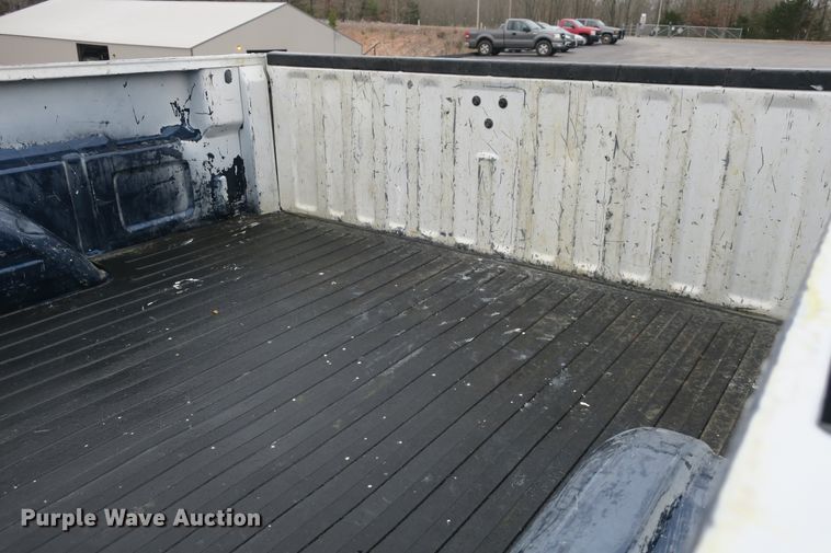 image for item DB10031 2001 Chevrolet Silverado 1500 pickup truck