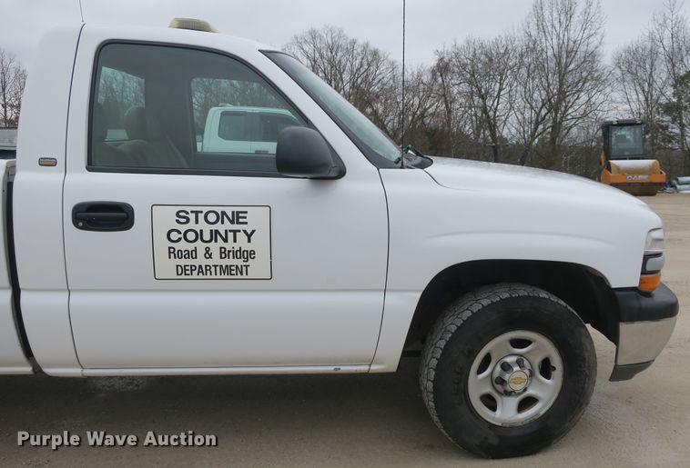 image for item DB10031 2001 Chevrolet Silverado 1500 pickup truck