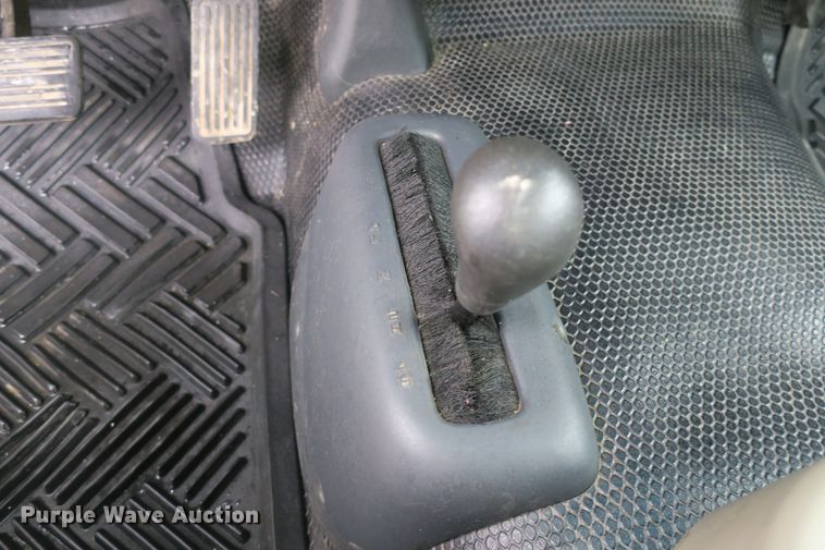 image for item DB10031 2001 Chevrolet Silverado 1500 pickup truck