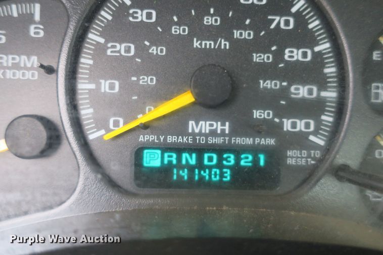 image for item DB10031 2001 Chevrolet Silverado 1500 pickup truck