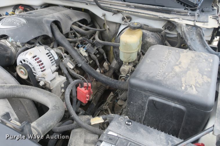 image for item DB10031 2001 Chevrolet Silverado 1500 pickup truck