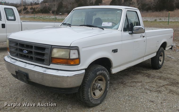image for item DB10038 1995 Ford F150 pickup truck