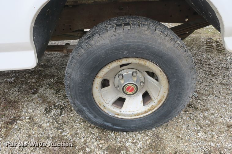 image for item DB10038 1995 Ford F150 pickup truck