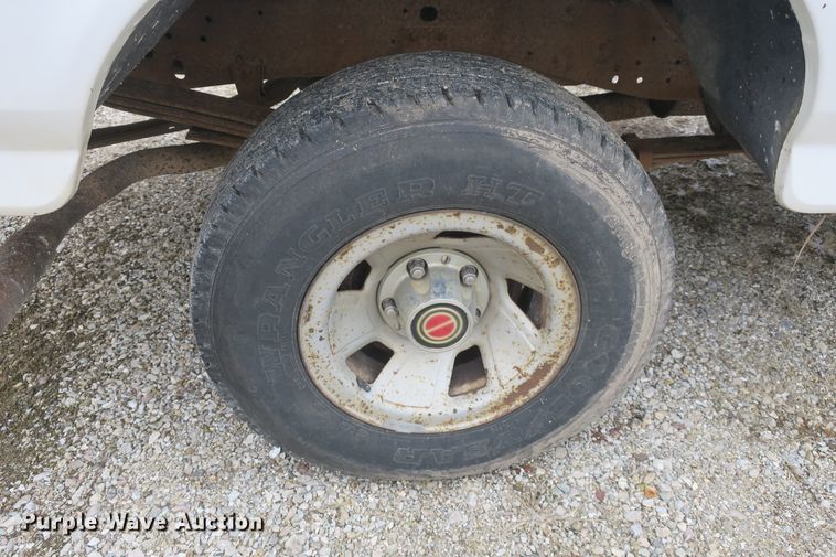 image for item DB10038 1995 Ford F150 pickup truck