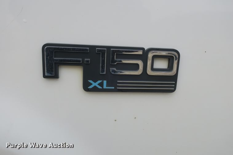 image for item DB10038 1995 Ford F150 pickup truck