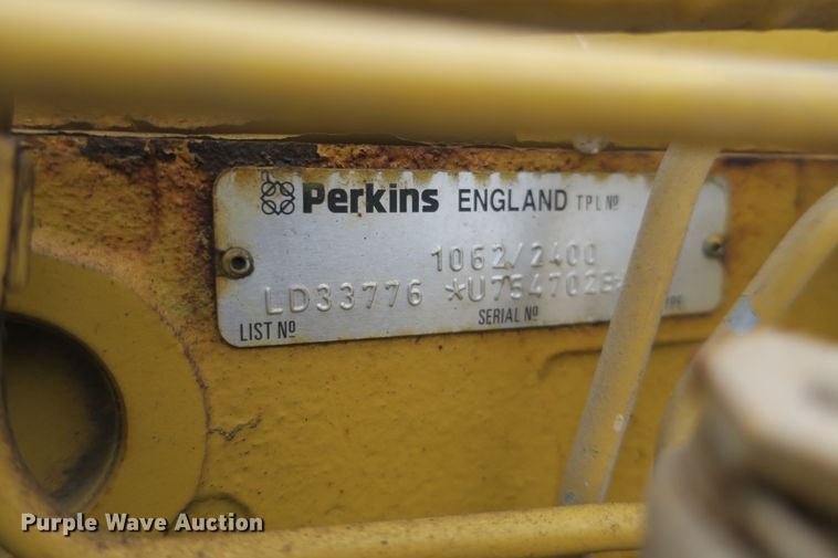 image for item DB10039 1997 Vermeer BC1250 wood chipper