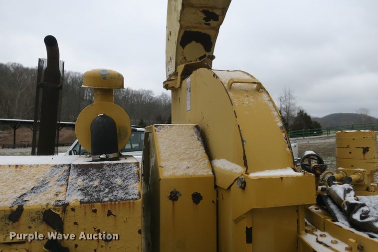 image for item DB10039 1997 Vermeer BC1250 wood chipper