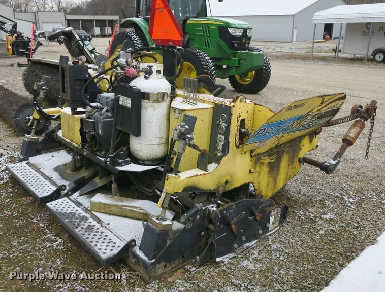 image for item DB10043 Bomag Pro Paver 413 paver