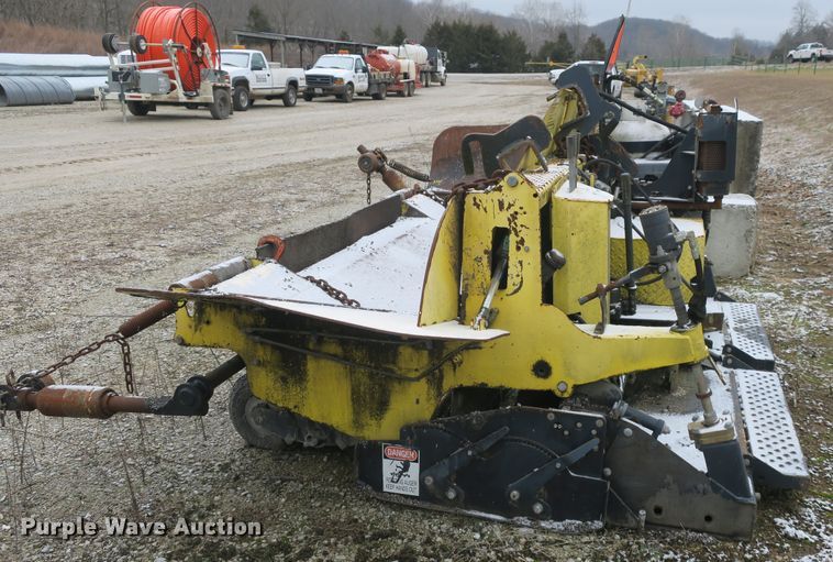 image for item DB10043 Bomag Pro Paver 413 paver